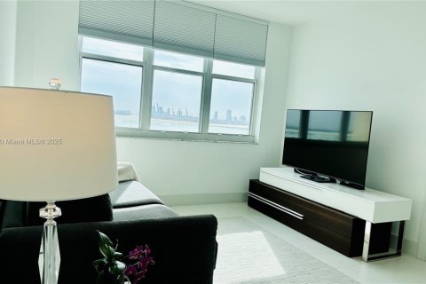 Condominio en alquiler en Miami, Florida, 2 dormitorios, 89.19 m2 № 1828848 - foto 22