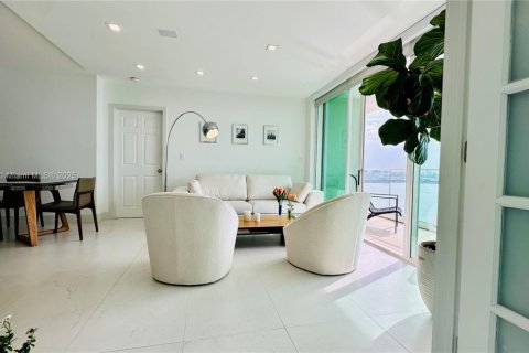 Condominio en alquiler en Miami, Florida, 2 dormitorios, 89.19 m2 № 1828848 - foto 7