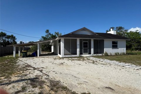 House in Sebring, Florida 3 bedrooms, 154.96 sq.m. № 1916573 - photo 1