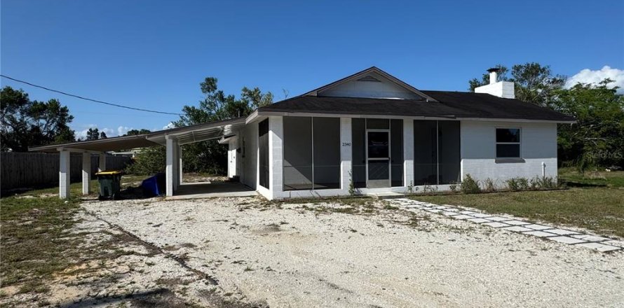 House in Sebring, Florida 3 bedrooms, 154.96 sq.m. № 1916573