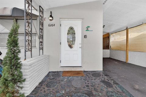 Купить виллу или дом в Мирамар, Флорида 2 спальни, 103.03м2, № 2024222 - фото 4