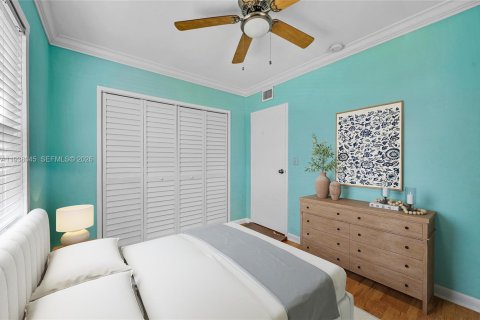 Condo in Miami, Florida, 2 bedrooms  № 2003560 - photo 5