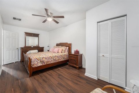 Casa en venta en Plant City, Florida, 5 dormitorios, 264.49 m2 № 1521940 - foto 26