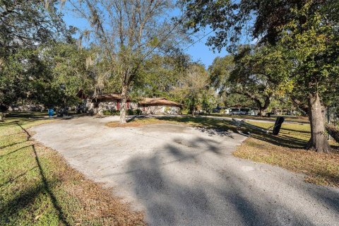 Casa en venta en Plant City, Florida, 5 dormitorios, 264.49 m2 № 1521940 - foto 4