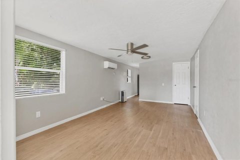 Immobilier commercial à vendre à Sarasota, Floride: 3 chambres, 136.47 m2 № 2094809 - photo 20
