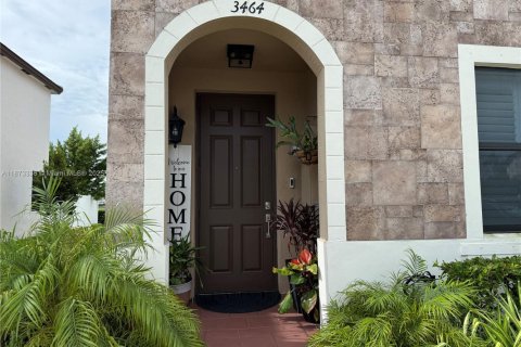 Condominio en venta en Hialeah, Florida, 3 dormitorios, 143.07 m2 № 1979913 - foto 4