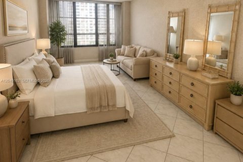 Condominio en venta en Hallandale Beach, Florida, 2 dormitorios, 130.06 m2 № 2186161 - foto 5