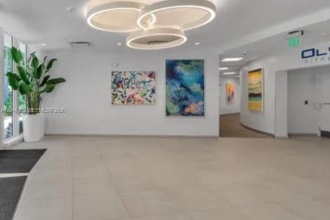 Condominio en venta en Hallandale Beach, Florida, 2 dormitorios, 130.06 m2 № 2186161 - foto 15
