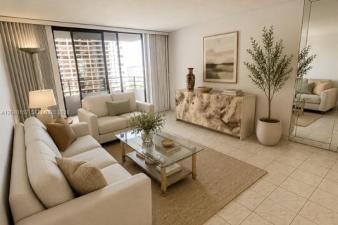 Condominio en venta en Hallandale Beach, Florida, 2 dormitorios, 130.06 m2 № 2186161 - foto 4