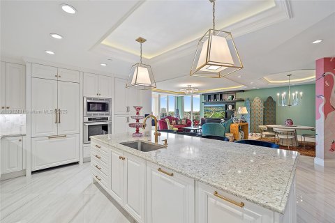 Купить кондоминиум в Палм-Бич-Гарденс, Флорида 8 комнат, 357.58м2, № 1972126 - фото 6