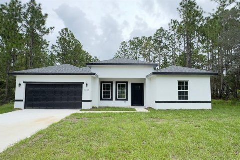 House in Citrus Springs, Florida 4 bedrooms, 154.22 sq.m. № 1903648 - photo 1