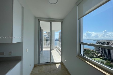 Condominio en alquiler en Miami, Florida, 2 dormitorios, 129.78 m2 № 2011467 - foto 16