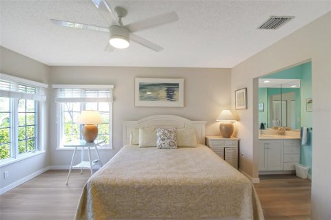 House in Longboat Key, Florida 2 bedrooms, 133.78 sq.m. № 1773376 - photo 28