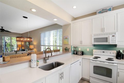 House in Longboat Key, Florida 2 bedrooms, 133.78 sq.m. № 1773376 - photo 19