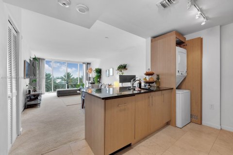 Copropriété à louer à Bal Harbour, Floride: 1 chambre, 83.24 m2 № 1699013 - photo 3