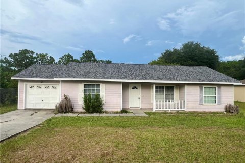 Casa en Ocala, Florida 3 dormitorios, 118.91 m2 № 2156559