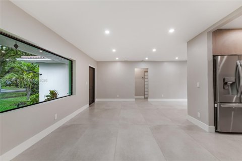 Villa ou maison à louer à Miami Shores, Floride: 2 chambres, 109.07 m2 № 2085408 - photo 13