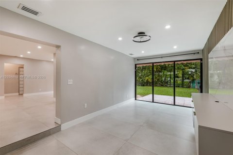 Villa ou maison à louer à Miami Shores, Floride: 2 chambres, 109.07 m2 № 2085408 - photo 16