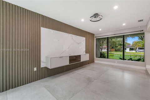 Villa ou maison à louer à Miami Shores, Floride: 2 chambres, 109.07 m2 № 2085408 - photo 15