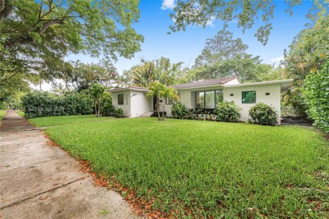 Villa ou maison à louer à Miami Shores, Floride: 2 chambres, 109.07 m2 № 2085408 - photo 28