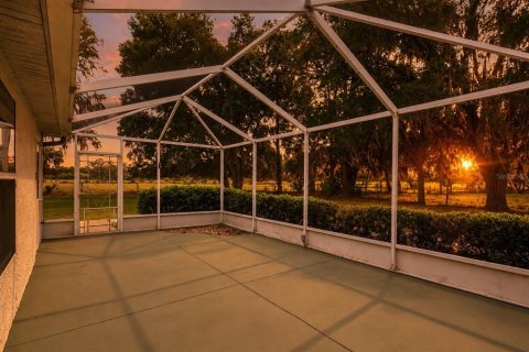 Villa ou maison à Leesburg, Floride 3 chambres, 131.74 m2 № 2217990