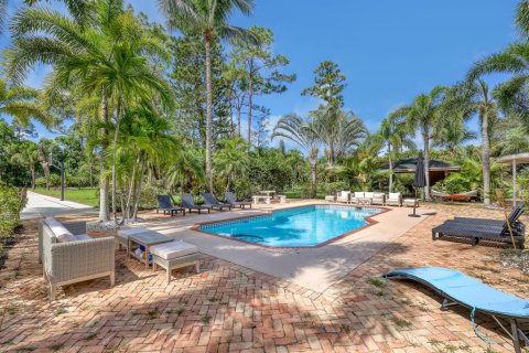 House in Wellington, Florida 7 bedrooms, 429.77 sq.m. № 2191424
