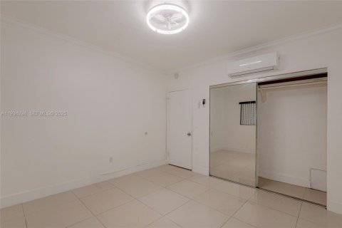 Copropriété à louer à North Miami, Floride: 2 chambres, 82.68 m2 № 1992827 - photo 10