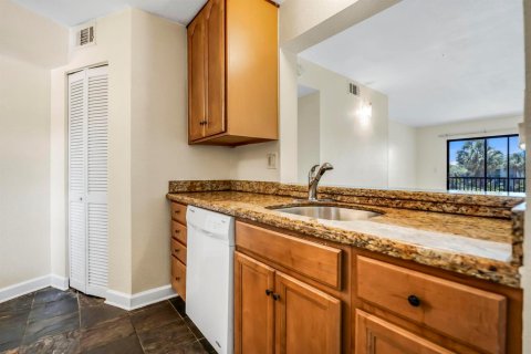 Condominio en alquiler en Coral Springs, Florida, 3 dormitorios, 97.92 m2 № 2078392 - foto 23