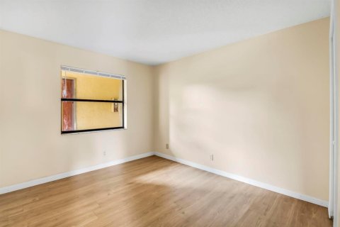 Condominio en alquiler en Coral Springs, Florida, 3 dormitorios, 97.92 m2 № 2078392 - foto 10