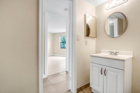 Condominio en alquiler en Coral Springs, Florida, 3 dormitorios, 97.92 m2 № 2078392 - foto 14
