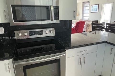 Copropriété à louer à Aventura, Floride: 2 chambres, 100.61 m2 № 2016136 - photo 6