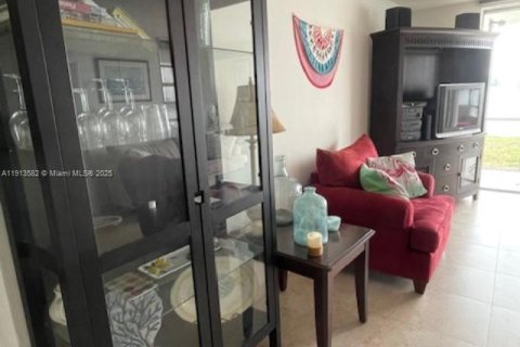 Copropriété à louer à Aventura, Floride: 2 chambres, 100.61 m2 № 2016136 - photo 13