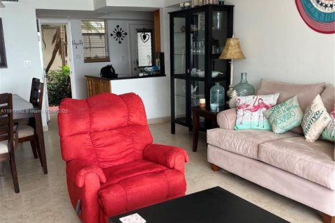 Copropriété à louer à Aventura, Floride: 2 chambres, 100.61 m2 № 2016136 - photo 12