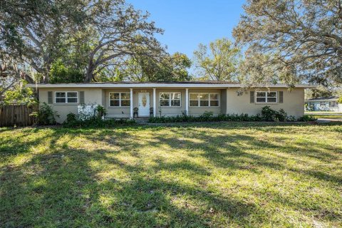 Casa en venta en Clearwater, Florida, 3 dormitorios, 147.99 m2 № 1530668 - foto 1