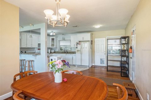 Casa en venta en Clearwater, Florida, 3 dormitorios, 147.99 m2 № 1530668 - foto 8