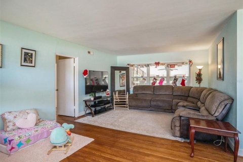 Casa en venta en Clearwater, Florida, 3 dormitorios, 147.99 m2 № 1530668 - foto 13