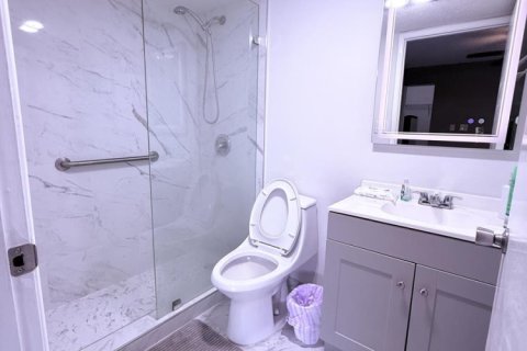 Купить кондоминиум в Палм Спрингс, Флорида 3 комнаты, 70.98м2, № 2190855 - фото 14