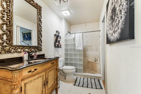 Touwnhouse à vendre à Tampa, Floride: 2 chambres, 121.89 m2 № 1784845 - photo 30
