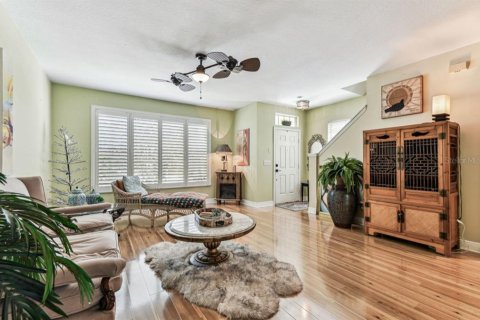 Touwnhouse à vendre à Tampa, Floride: 2 chambres, 121.89 m2 № 1784845 - photo 8