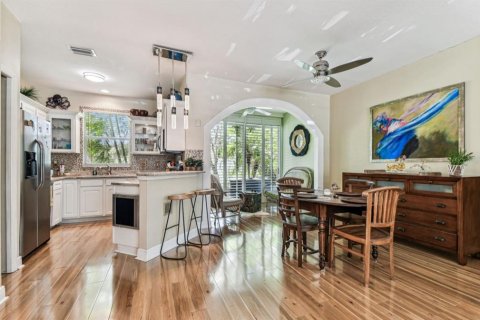 Touwnhouse à vendre à Tampa, Floride: 2 chambres, 121.89 m2 № 1784845 - photo 10