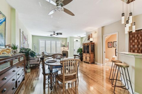 Touwnhouse à vendre à Tampa, Floride: 2 chambres, 121.89 m2 № 1784845 - photo 11