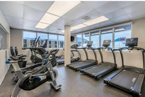 Condominio en venta en Sunny Isles Beach, Florida, 33.44 m2 № 1846032 - foto 4