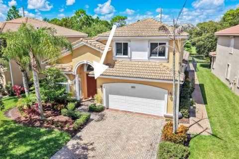 House in Palm City, Florida 4 bedrooms, 216.28 sq.m. № 2352160 - photo 4