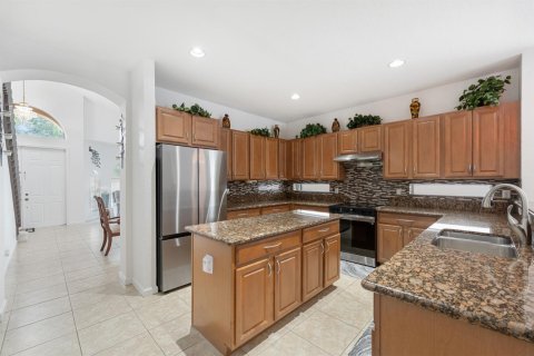 House in Palm City, Florida 4 bedrooms, 216.28 sq.m. № 2352160 - photo 21
