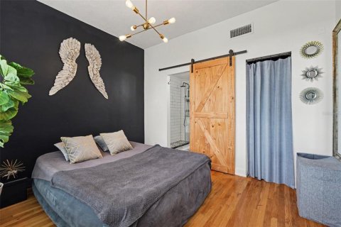 Condominio en venta en Tampa, Florida, 1 dormitorio, 53.79 m2 № 2207461 - foto 12