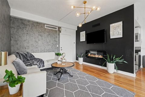 Condominio en venta en Tampa, Florida, 1 dormitorio, 53.79 m2 № 2207461 - foto 6