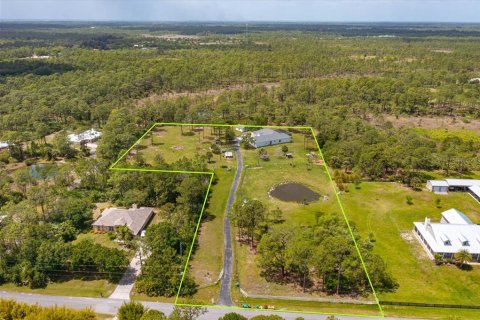 Villa ou maison à vendre à Malabar, Floride: 4 chambres, 303.7 m2 № 1635173 - photo 2