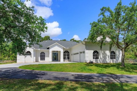 Villa ou maison à vendre à Malabar, Floride: 4 chambres, 303.7 m2 № 1635173 - photo 1