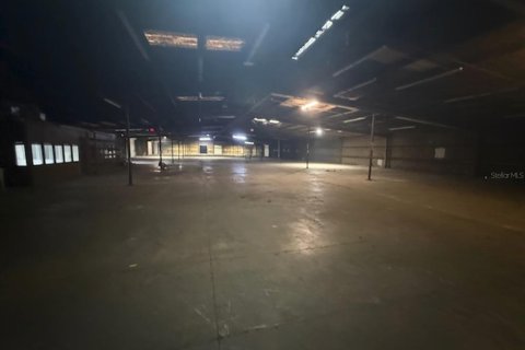 Immobilier commercial à vendre à Jacksonville, Floride: 3019.32 m2 № 2098468 - photo 9