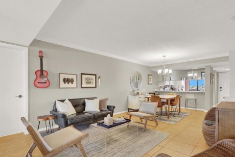 Condo in Jupiter, Florida, 2 bedrooms  № 2190765 - photo 15